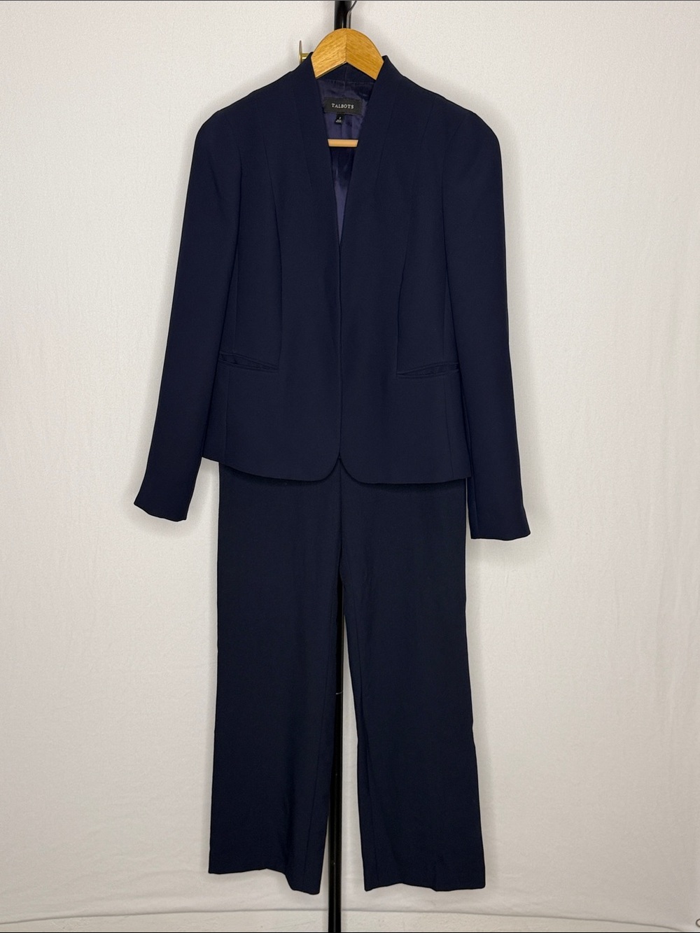 Talbots Dark Navy 2-piece Suit Women's Size 2